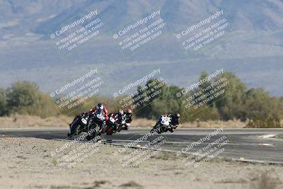 media/Dec-07-2025-CVMA (Sun) [[3e7d2de5dc]]/Race 4-Supersport Middleweight/